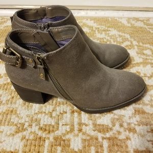 Taupe gray/tan ankle boots